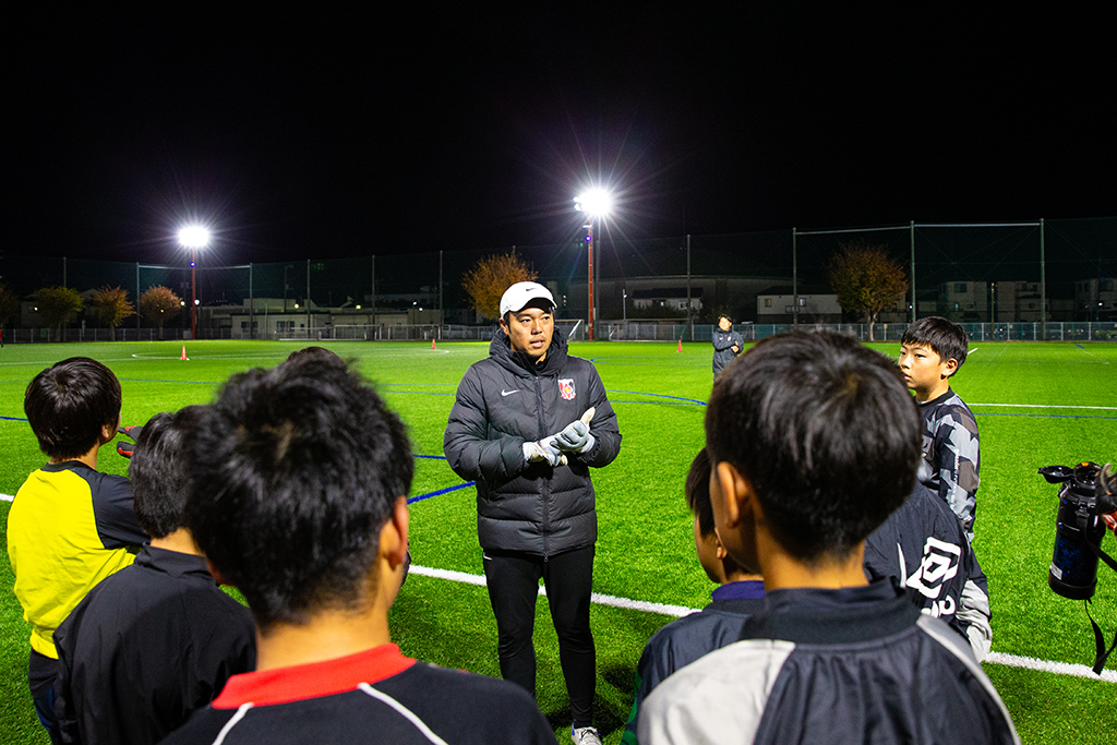 西川が「浦和レッズ未来のゴールキーパープロジェクト」に参加