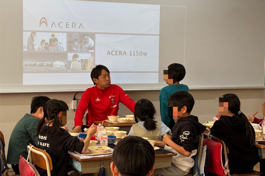 宇賀神が小学校を訪問